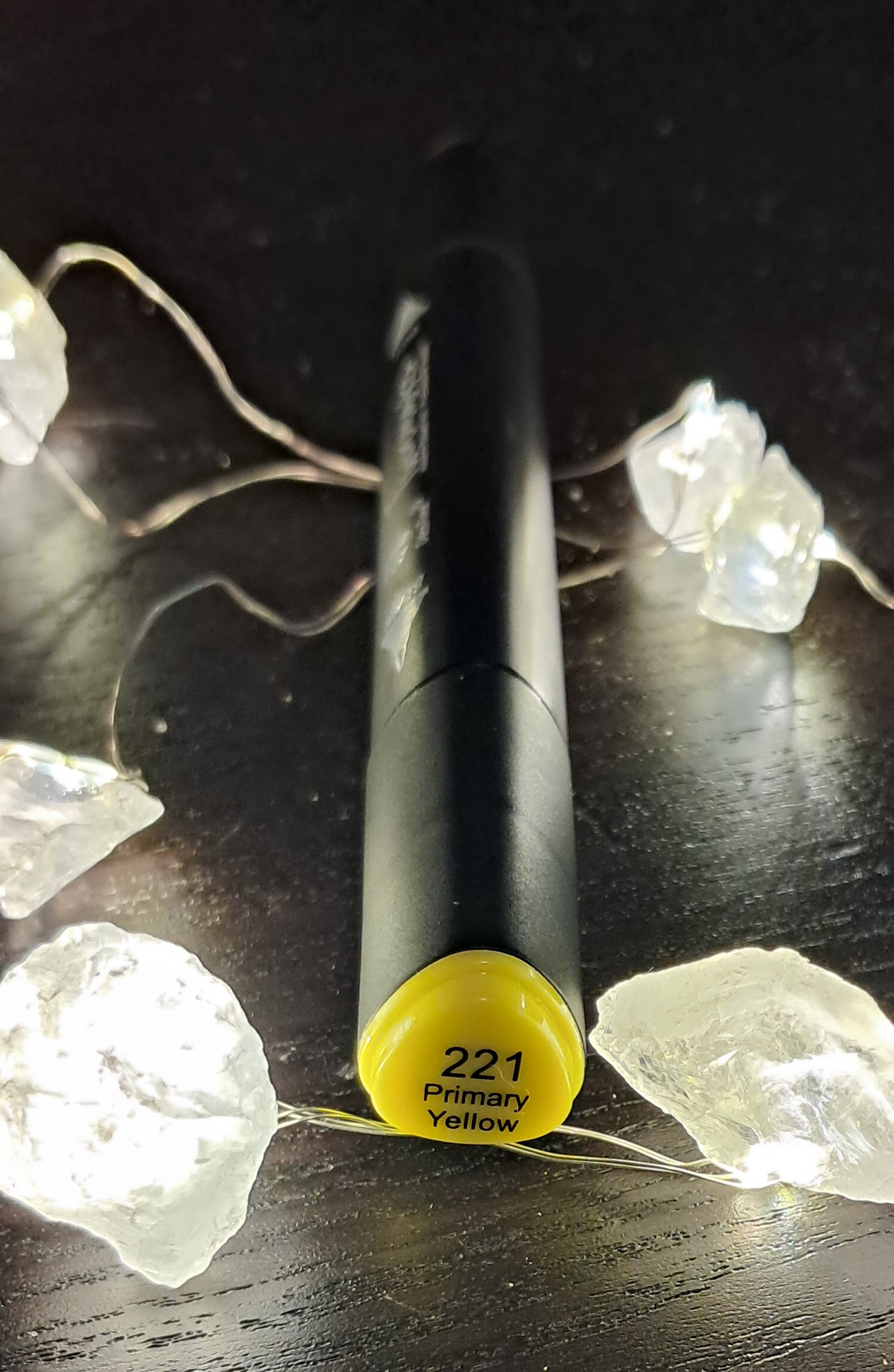 221 (Primary Yellow) - Afbeelding 2